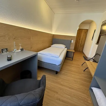 Schlappinger-hof Hotell 3*